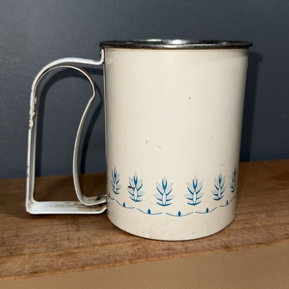 Antique vintage ANDROCK flour sifter one hand operation 1 screen 3 cup kitchen - Picture 3 of 7